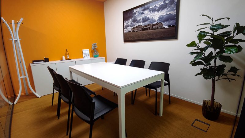 yellow_room_isspaces